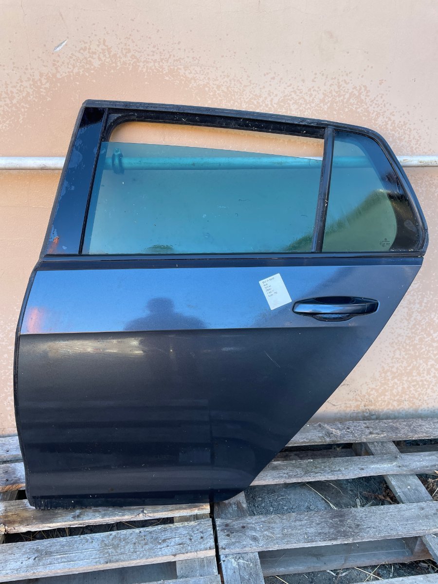 Volkswagen Golf VII Ajtó